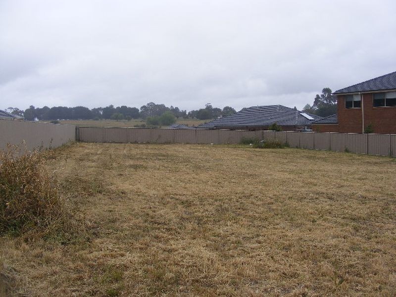 12 Scanlan Drive, Elliminyt VIC 3250