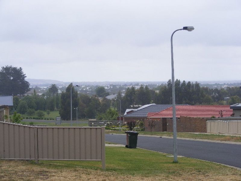 12 Scanlan Drive, Elliminyt VIC 3250