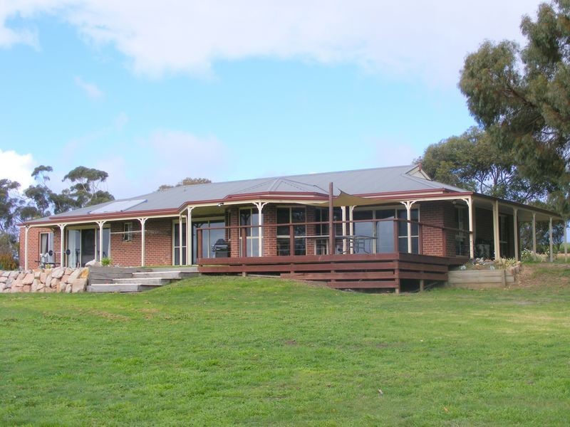 65 Belverdere Drive, Elliminyt VIC 3250
