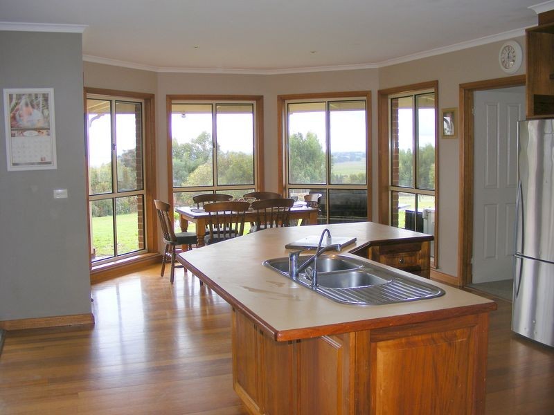 65 Belverdere Drive, Elliminyt VIC 3250