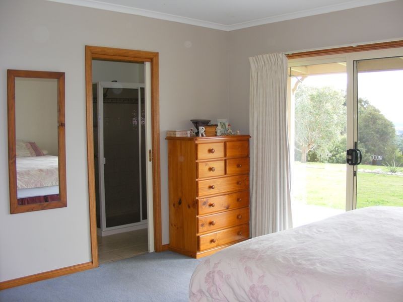 65 Belverdere Drive, Elliminyt VIC 3250