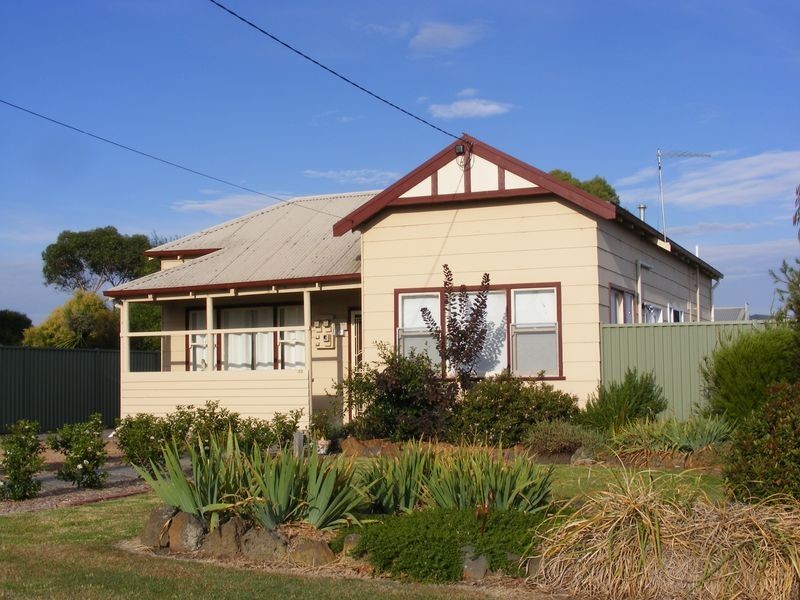 155 Hart Street, Colac VIC 3250