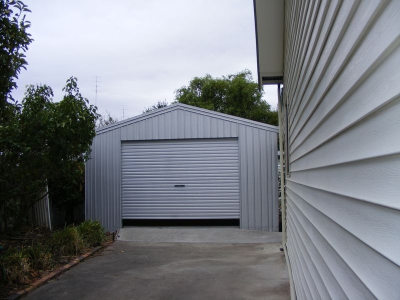 68 Sinclair Street, Colac VIC 3250