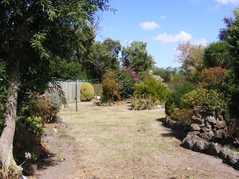 9 Dowling Street, Colac VIC 3250