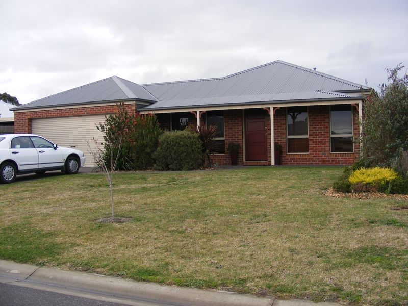 11 Leah Street, Colac VIC 3250