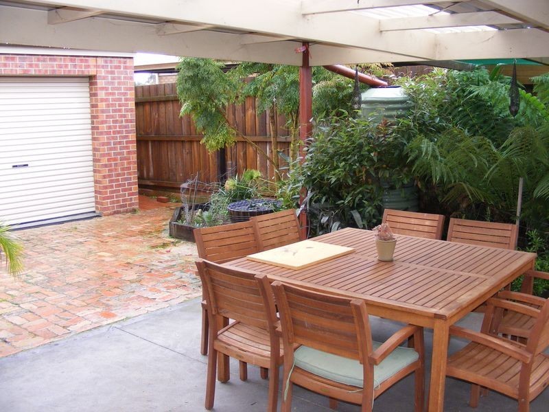 11 Leah Street, Colac VIC 3250