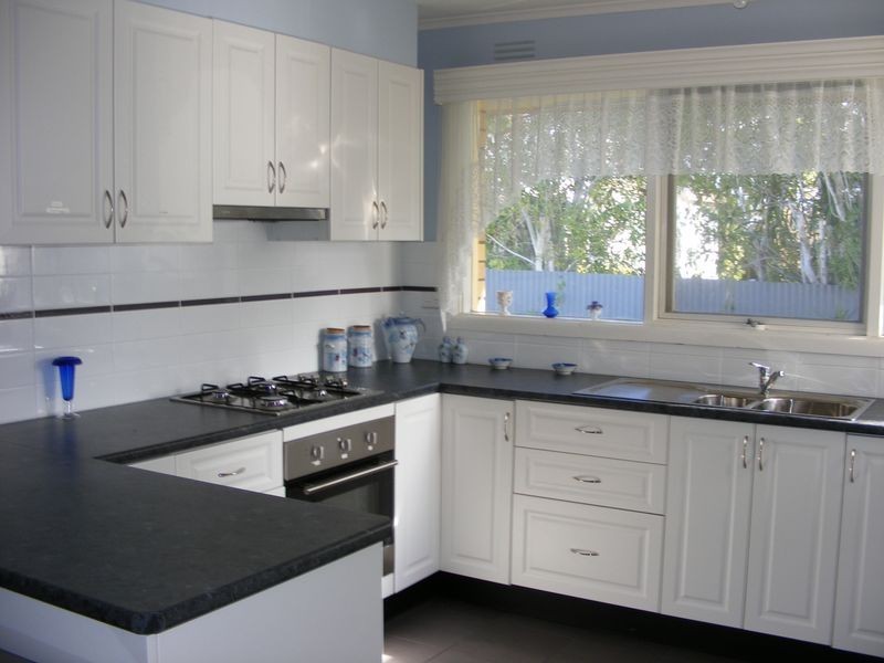 76 Wallace Street, Colac VIC 3250