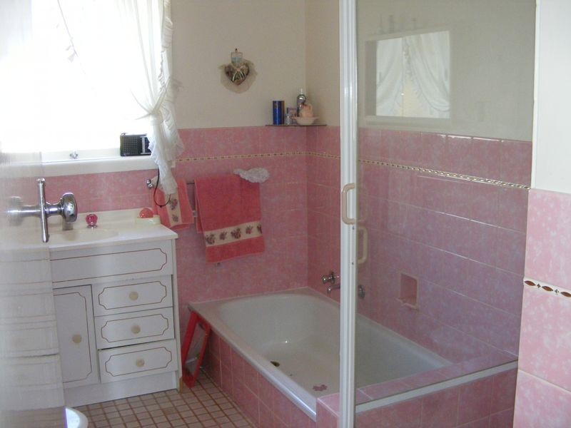 76 Wallace Street, Colac VIC 3250