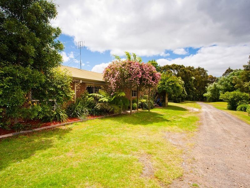 2 Yaugher Road, Forrest VIC 3236