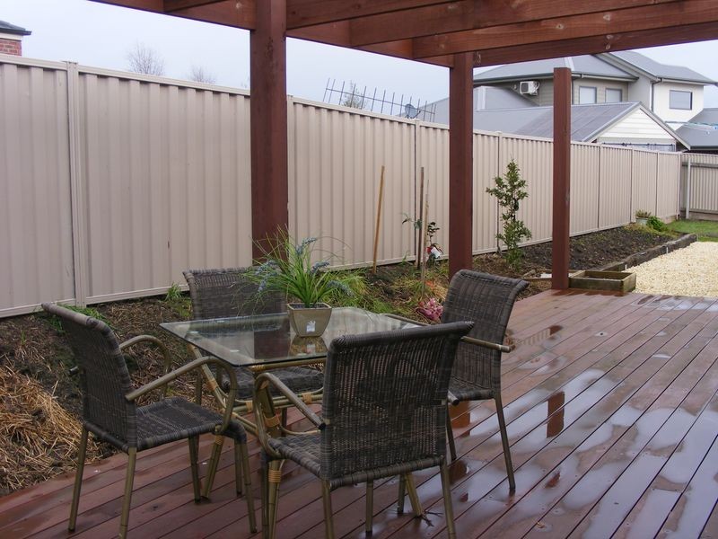 8 Banksia Drive, Elliminyt VIC 3250