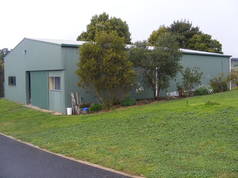 19 Beechy Court, Elliminyt VIC 3250