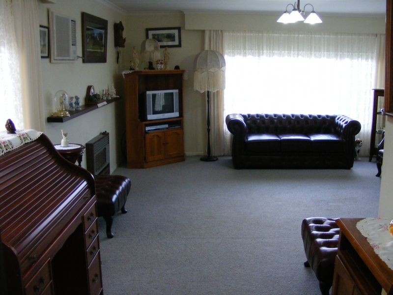 11 John Crescent, Colac VIC 3250
