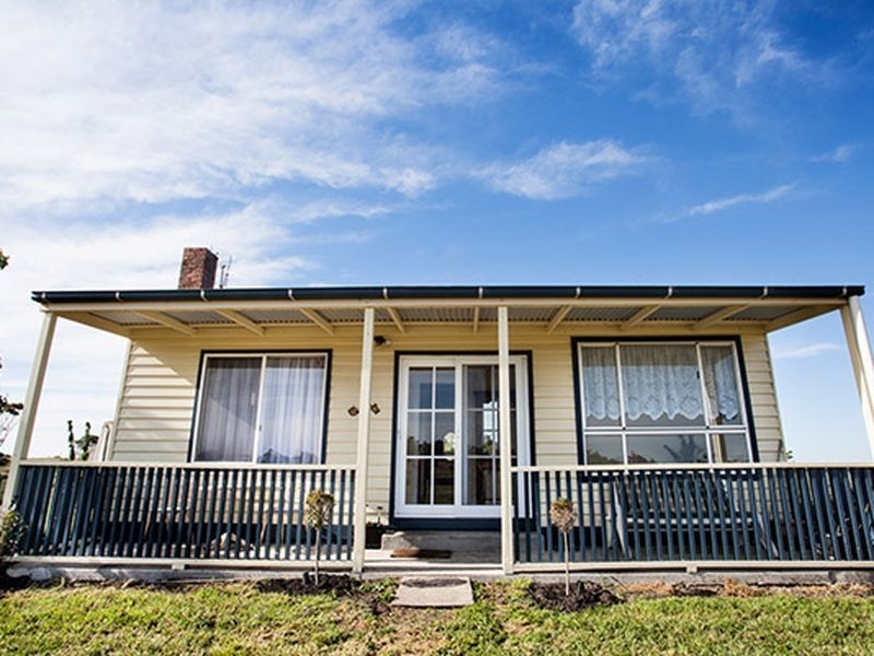 20 Beeac Dreeite Road, Beeac VIC 3251