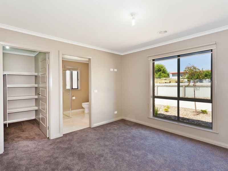 2/6 Polwarth Street, Colac VIC 3250
