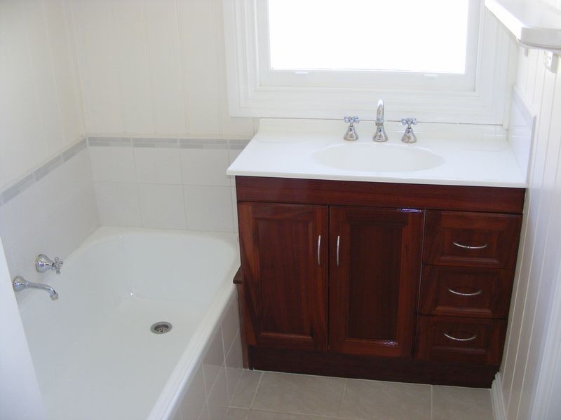 10 Wallace Street, Colac VIC 3250