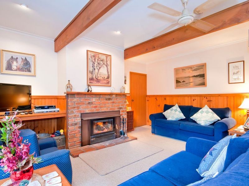 9 Parkers Road, Deans Marsh VIC 3235