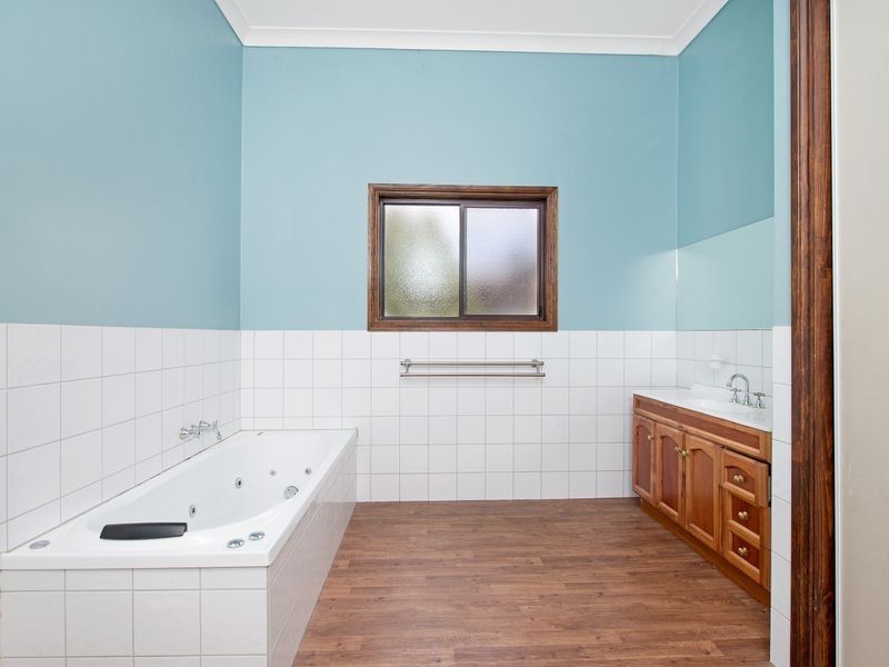 44 Hart Street, Colac VIC 3250