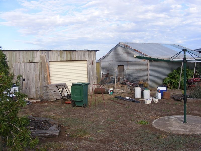 120 Lineens Road, Corunnun VIC 3249