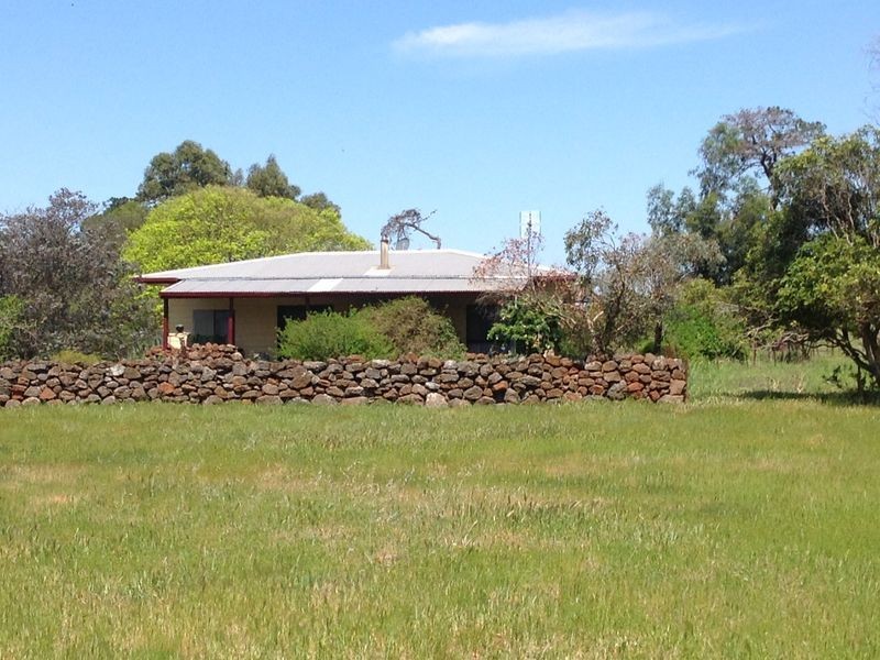 220 Graham & McDonald Road, Alvie VIC 3249