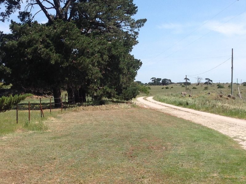 220 Graham & McDonald Road, Alvie VIC 3249