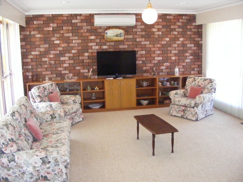 11 Bryan Avenue, Colac VIC 3250
