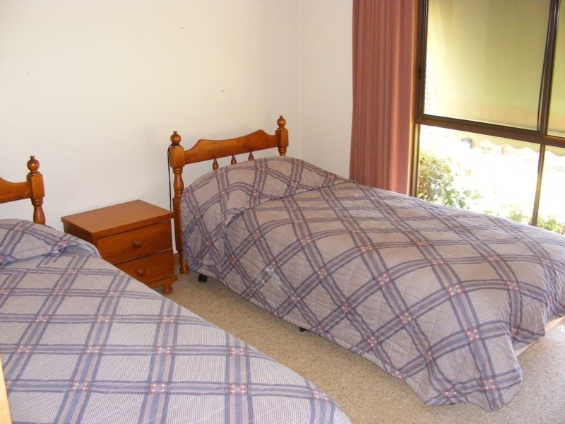 11 Bryan Avenue, Colac VIC 3250