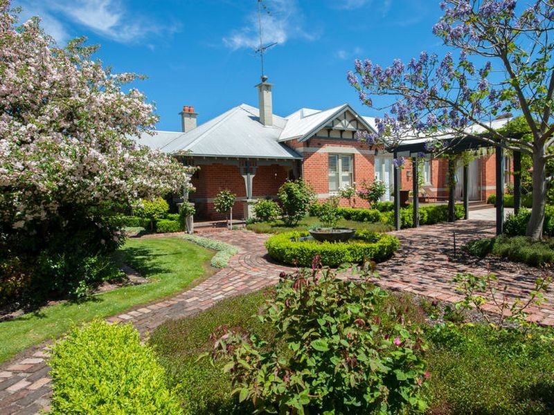 80-84 Jennings Street, Colac VIC 3250