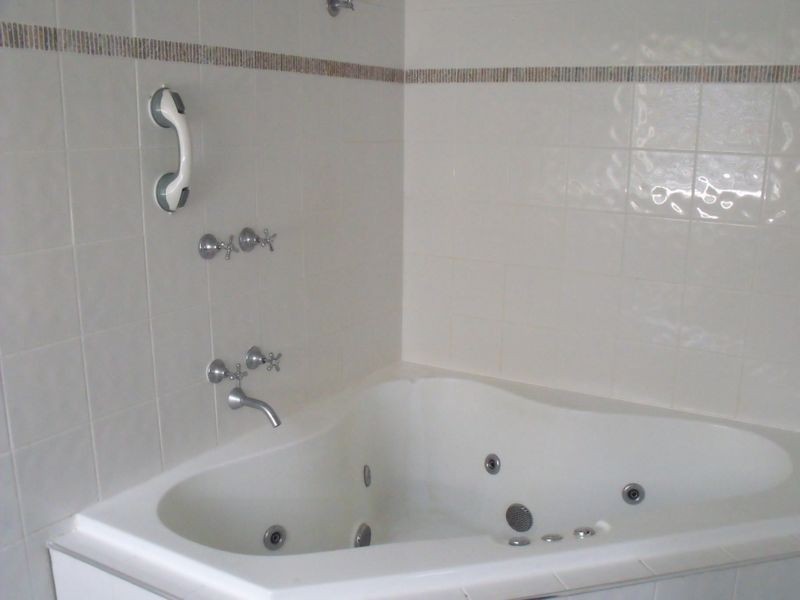 57 Moore Street, Colac VIC 3250