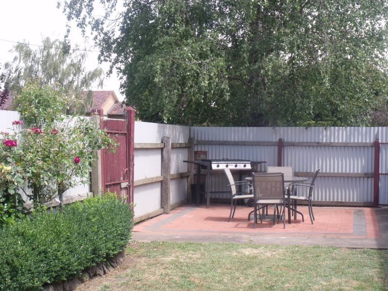 57 Moore Street, Colac VIC 3250