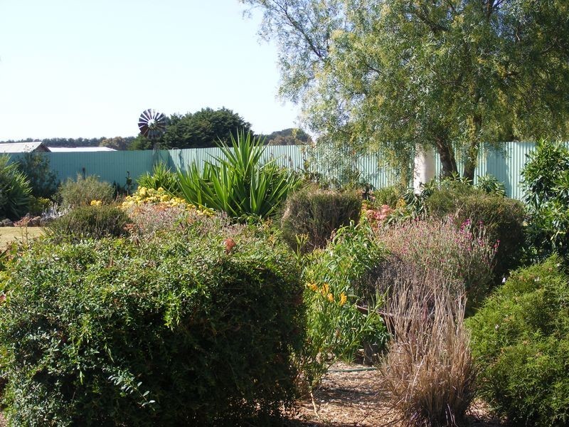 10 Troys Road, Beeac VIC 3251