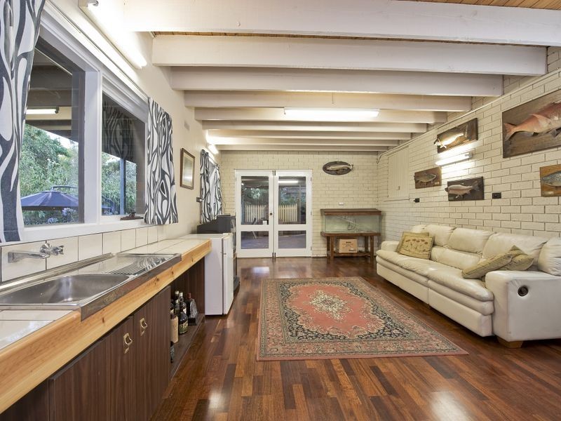 90 Everett Crescent, Barongarook VIC 3249