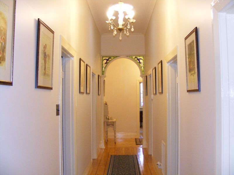 22 Queens Avenue, Colac VIC 3250