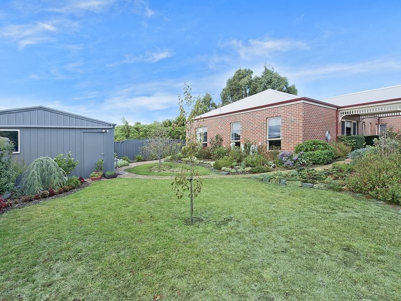 47 Ballagh Street, Elliminyt VIC 3250