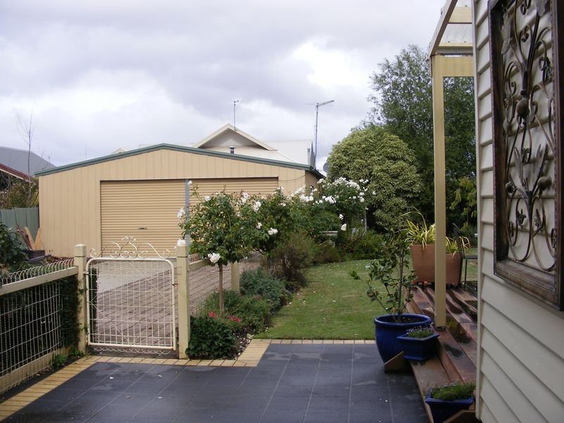 14 Jennings Street, Colac VIC 3250