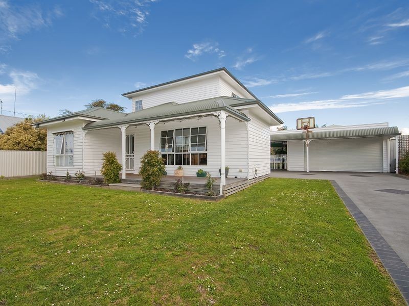 4 McAdam Crescent, Colac VIC 3250