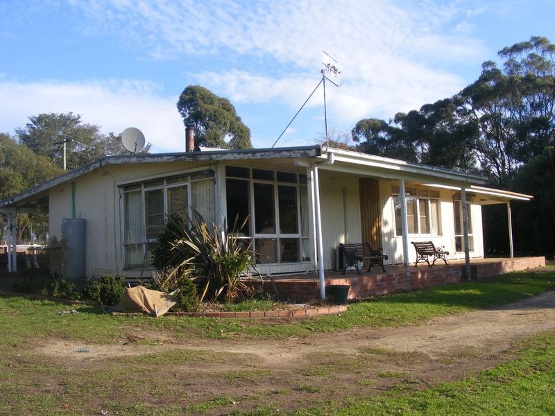25 Bushbys Road, Barongarook VIC 3249