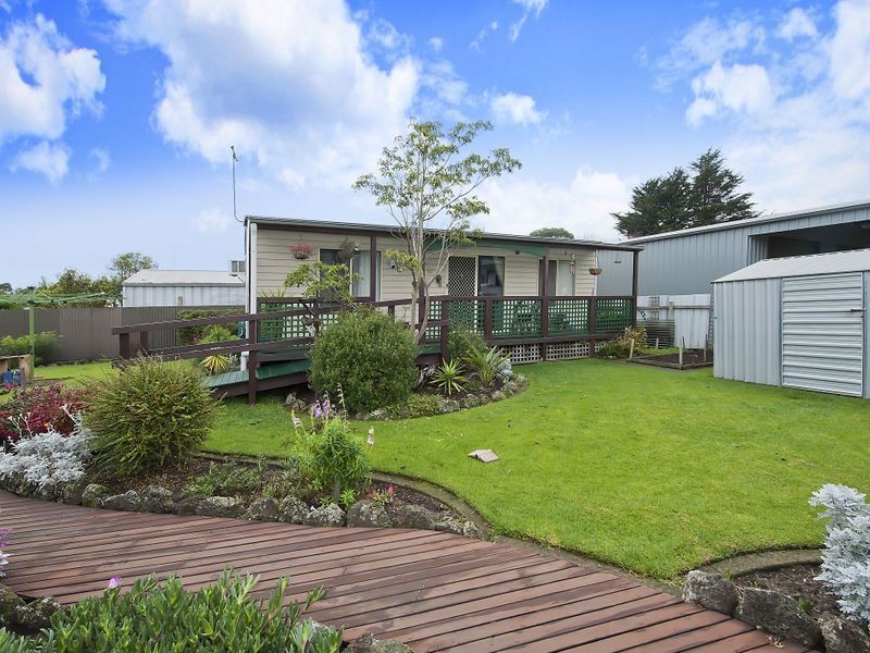 50 Polwarth Street, Colac VIC 3250