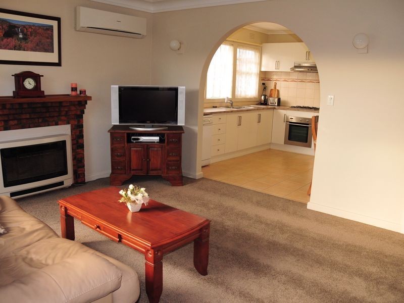 12 McAdam Crescent, Colac VIC 3250