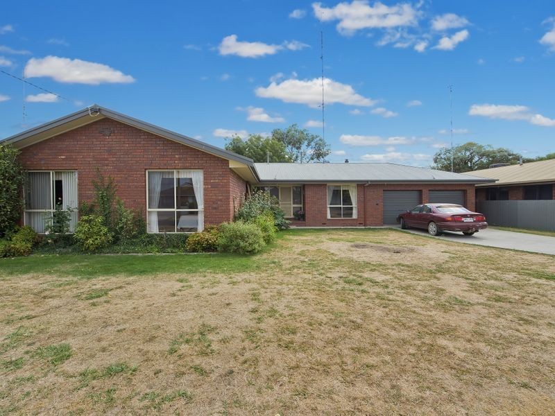 2 Dean Court, Elliminyt VIC 3250