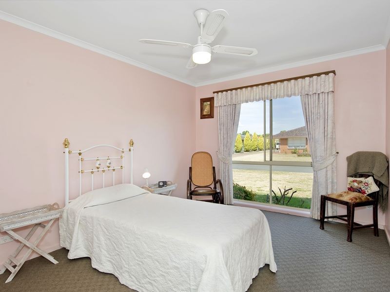 2 Dean Court, Elliminyt VIC 3250