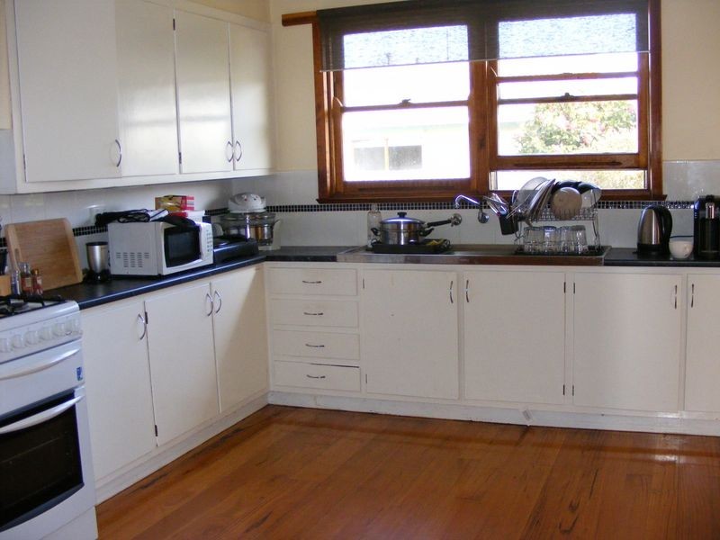 1/9 Bryan Avenue, Colac VIC 3250