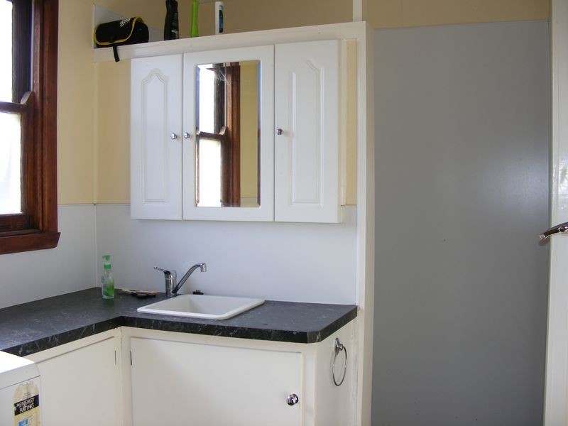 1/9 Bryan Avenue, Colac VIC 3250