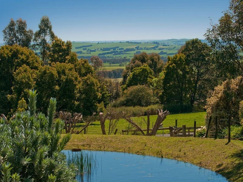 115 Everett Crescent, Barongarook VIC 3249