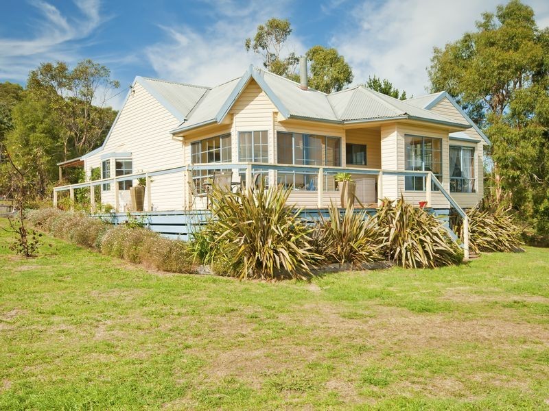 40 Arnolds Road, Barongarook VIC 3249