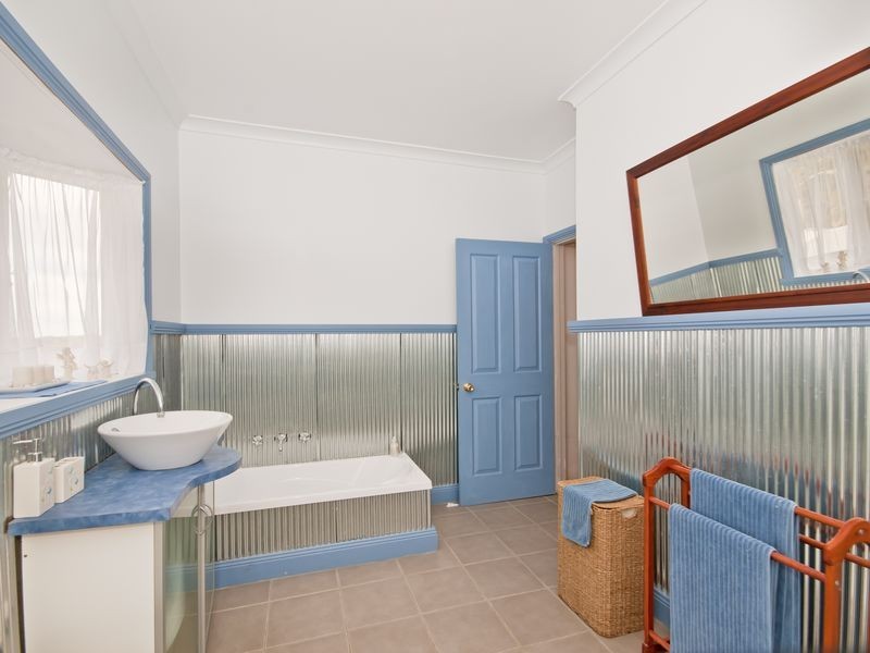 40 Arnolds Road, Barongarook VIC 3249