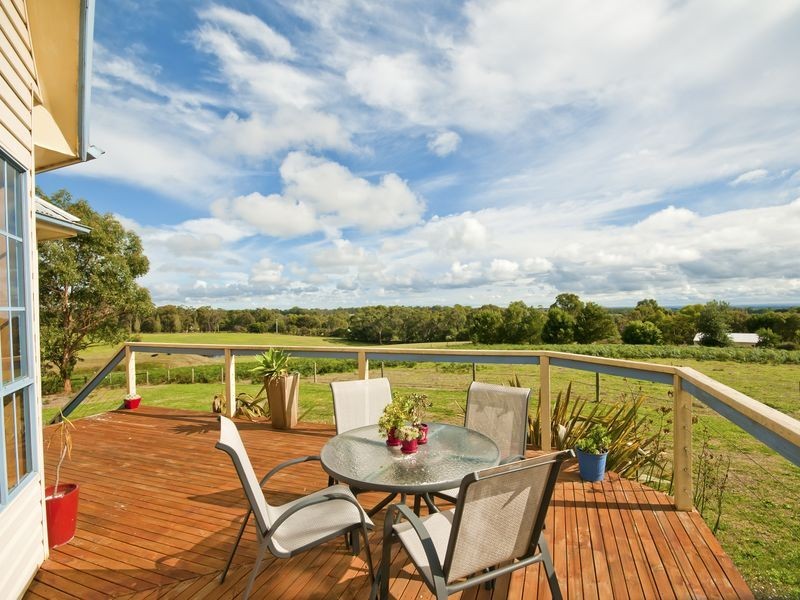 40 Arnolds Road, Barongarook VIC 3249