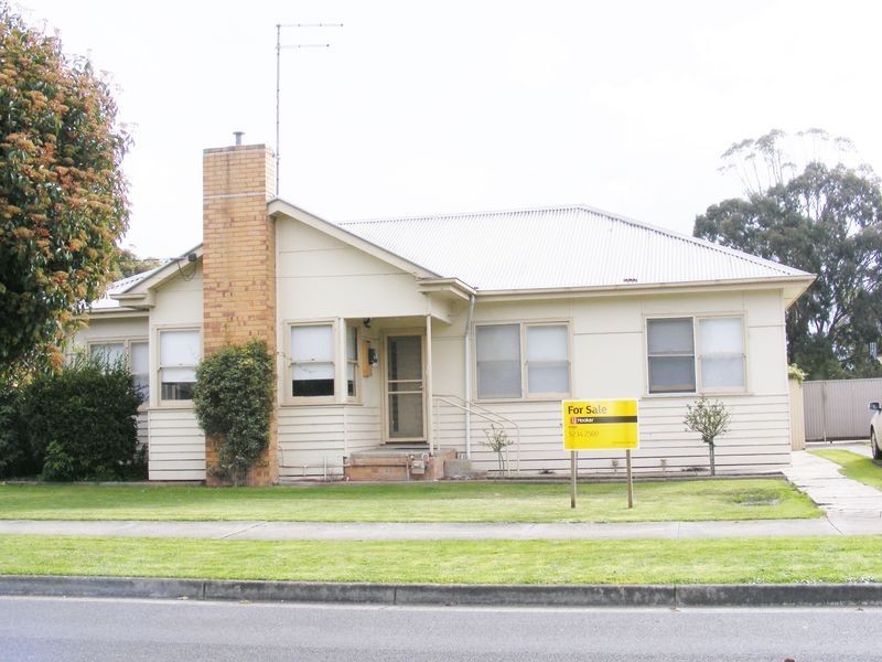 27 Ross Street, Colac VIC 3250