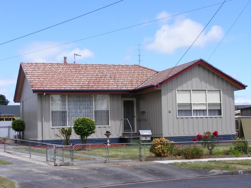 5 Howey Court, Colac VIC 3250