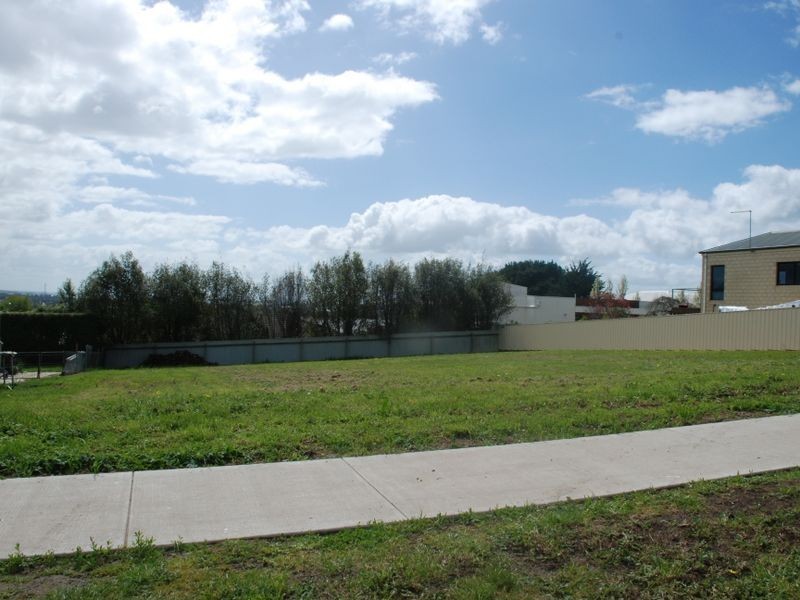 4 Rose Drive, Elliminyt VIC 3250