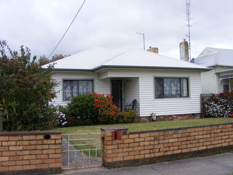 28 Hart Street, Colac VIC 3250